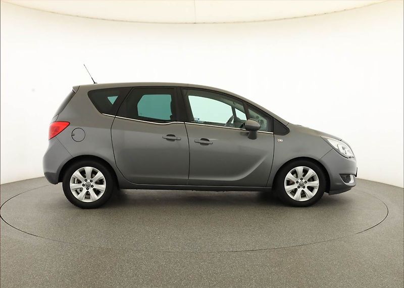 Opel Meriva (2015) 1.4 Turbo, Serv.kniha - fotka 6 z 15