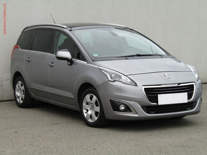 Peugeot 5008 (2015) 1.6 HDi, ČR, navi, autoAC - fotka 1 z 3