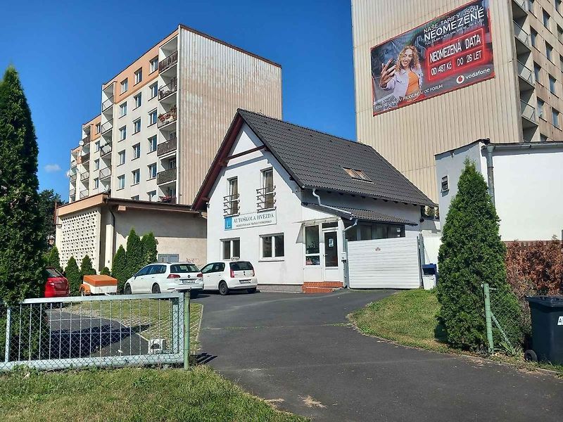 Majitel autoškoly Koruna Radek Císař.