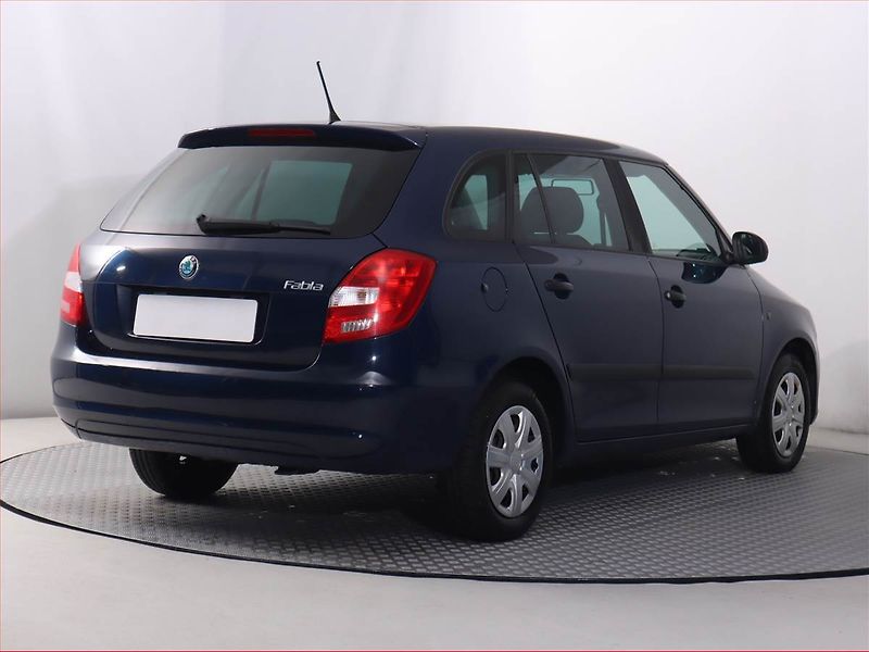 Škoda Fabia (2012) 1.2, Serv.kniha, CZ doklady - fotka 5 z 14