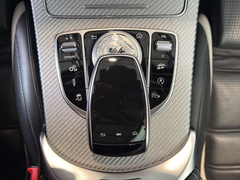 Mercedes-Benz Třídy C (2019) Mercedes-AMG C 63 S kupé - fotka 18 z 21