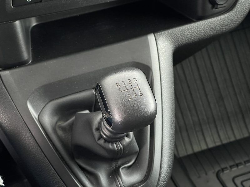 Toyota ProAce Verso 1.5D-4D, ČR-1m, Shuttle, DPH - fotka 24 z 29