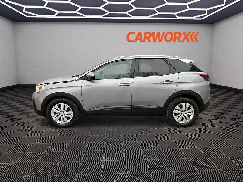 Peugeot 3008 (2019) 1,5HDI Automat 96kw Active - fotka 4 z 8