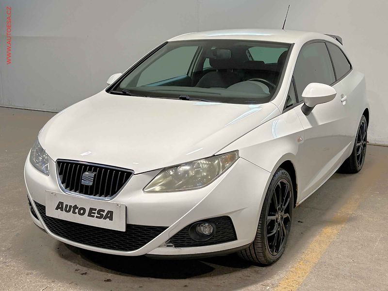 Seat Ibiza (2009) 1.6i, 1.maj, AC, temp - fotka 3 z 13