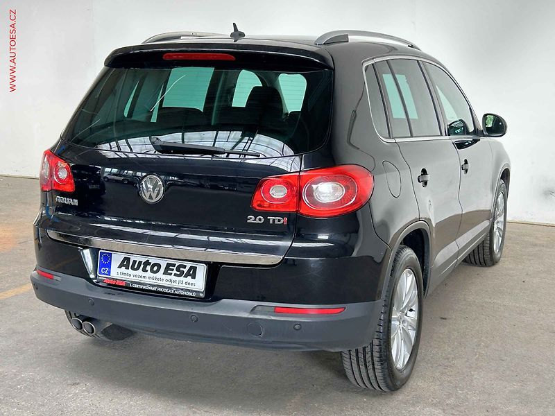 Volkswagen Tiguan (2011) 2.0TDi, DSG - fotka 4 z 15