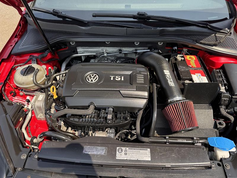 Volkswagen Golf 2.0 GTI 169KW - fotka 16 z 16