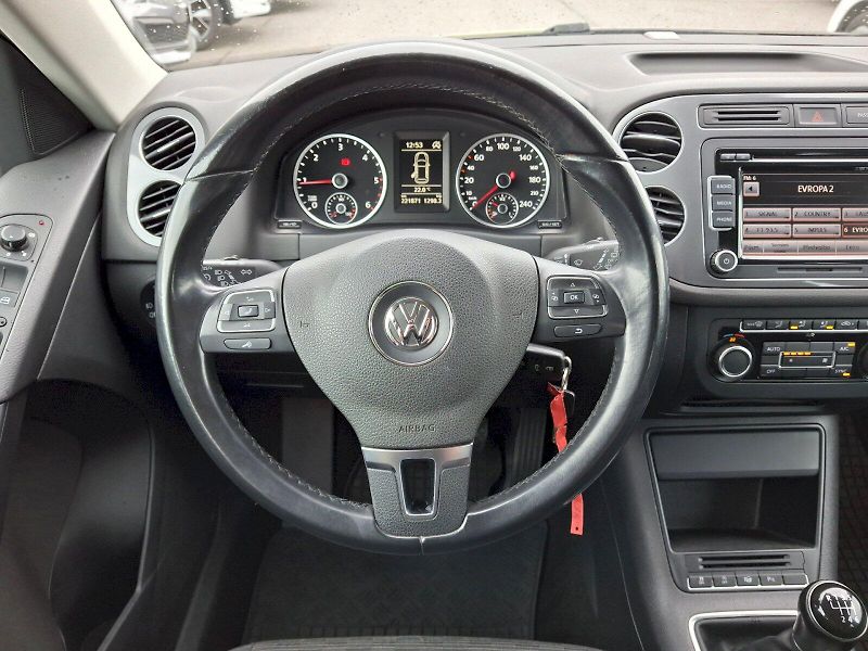 Volkswagen Tiguan (2014) 2,0TDi 81kW - fotka 16 z 34