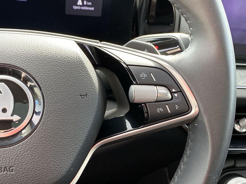 Škoda Kodiaq (2024) 2.0 TDI 4x4 DSG Exclusive Sele - fotka 21 z 40