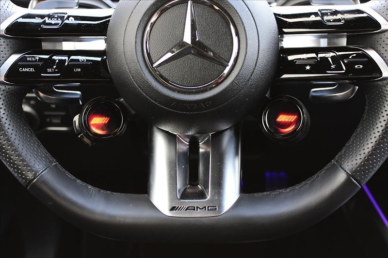 Mercedes-Benz GLB 35 AMG*4M*FACEL*ZÁR*DPH*CZ - fotka 18 z 42