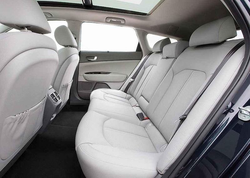 Kia Optima Sportswagon.