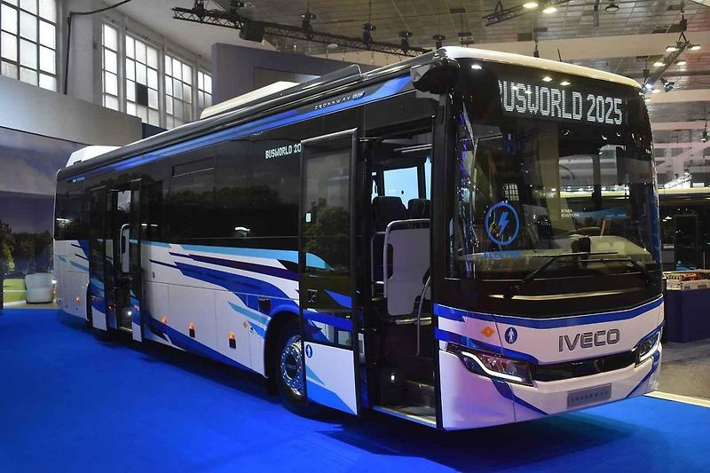 Claudio Passerini na veletrhu Bussworld.