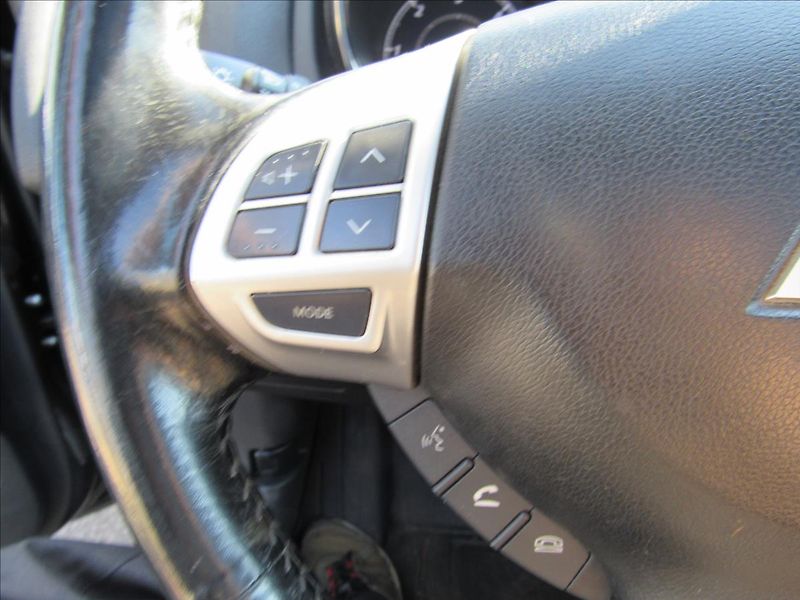 Mitsubishi ASX 1,8 DI-D 110kW 4x4 - fotka 20 z 30