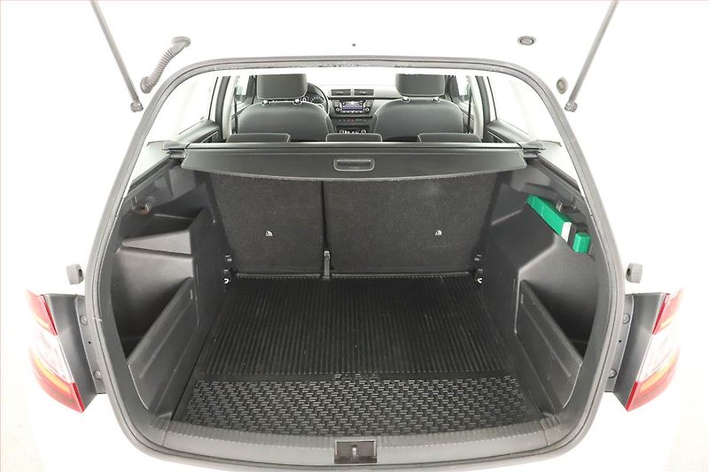 Škoda Fabia (2021) Style 1.0 TSI, ČR,1.maj - fotka 13 z 14