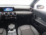 Mercedes-Benz Třídy A (2022) A 180 d - náhled 8