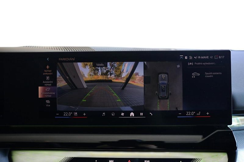 BMW Řada 5 540d xDrive Touring - fotka 15 z 32