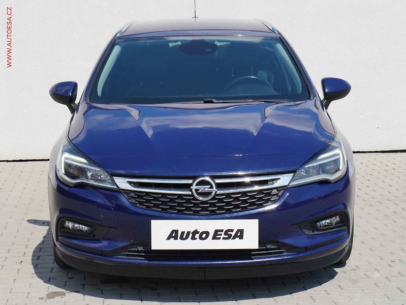 Opel Astra (2016) 1.6CDTi, AC, kamera - fotka 2 z 20