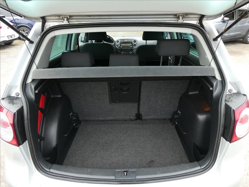 Volkswagen Golf Plus 1,4 TSi 90W digi.klima - fotka 12 z 31