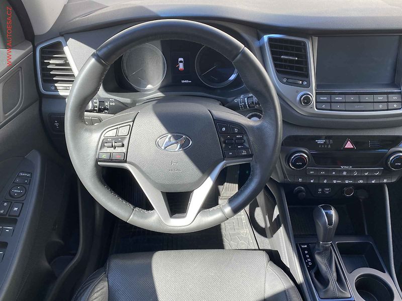 Hyundai Tucson (2017) 2.0CRDi 4x4, 1.maj,ČR - fotka 11 z 21