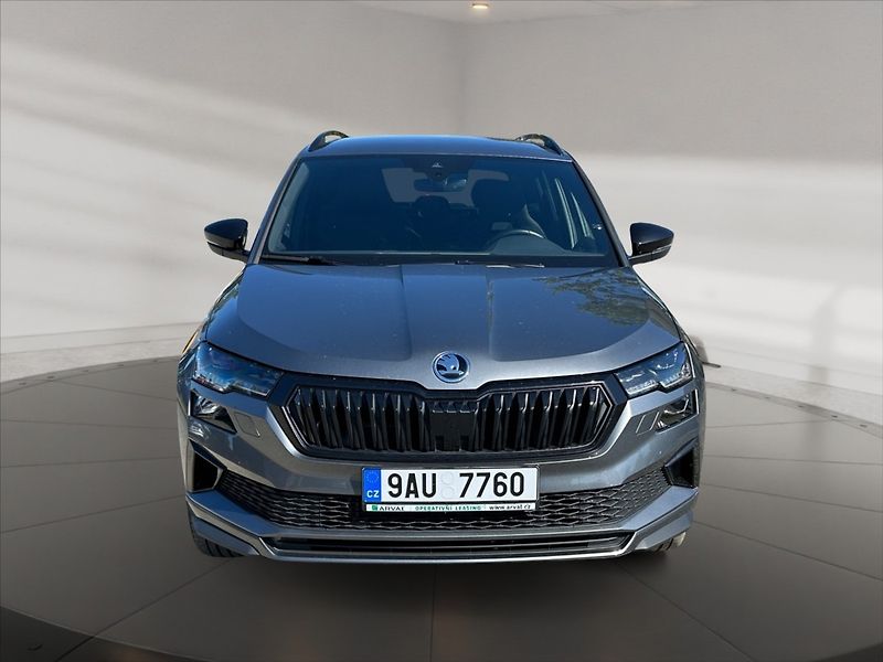Škoda Karoq 1,5 TSI Sportline DSG - fotka 2 z 11