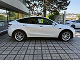 Tesla Model Y Standrart Range LFP Tažné - náhled 42