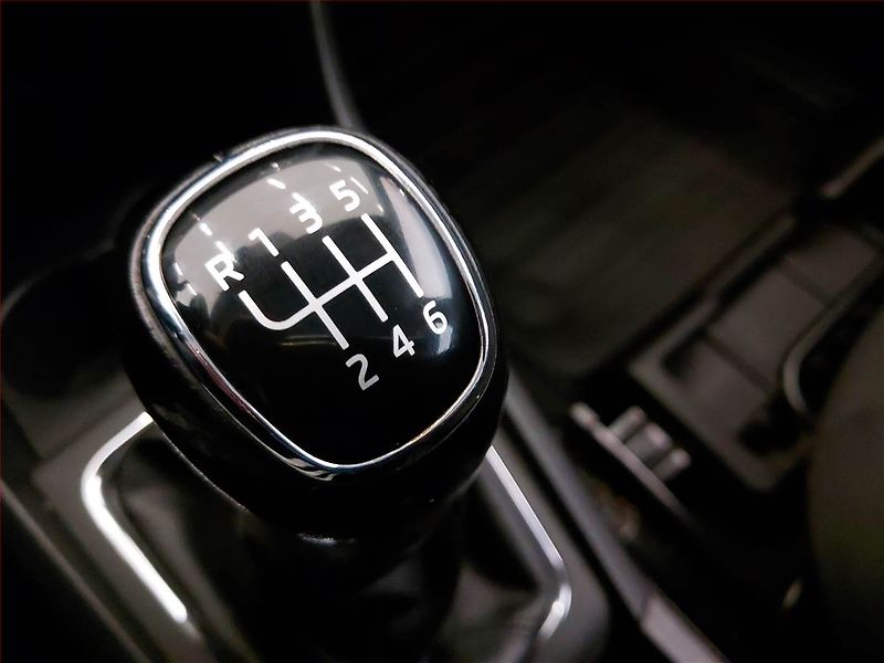 Škoda Rapid (2019) Spaceback 1.0 TSI, Xenony - fotka 17 z 17