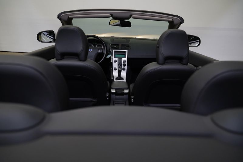 Volvo C70 - fotka 22 z 26