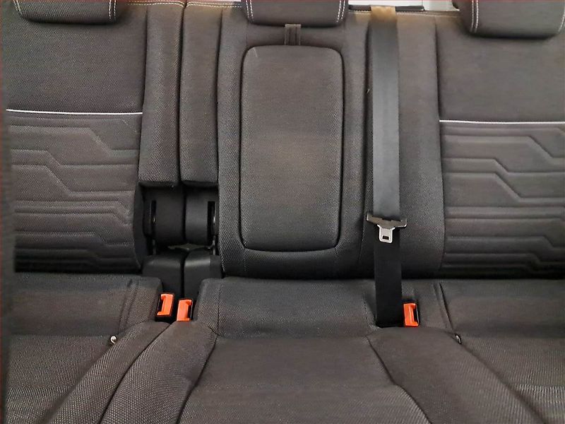 Ford Tourneo Connect (2014) Maxi Titanium 1.6 TDCi, 5Míst - fotka 10 z 17
