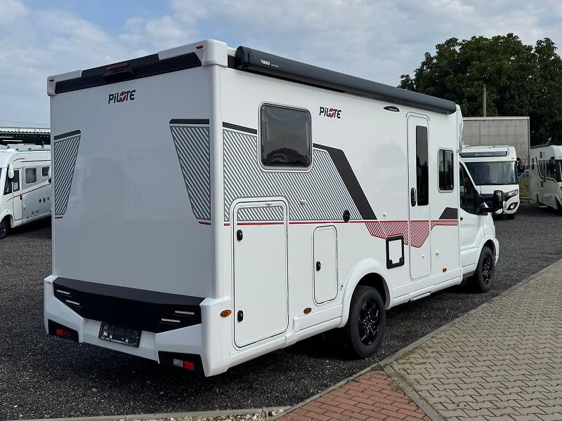 Pilote (2026) A690GJ Atlas - fotka 5 z 38
