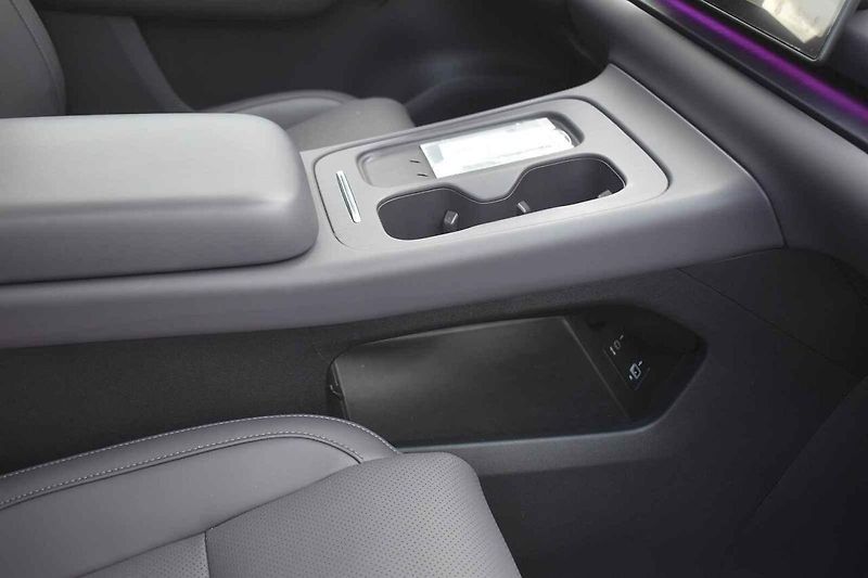 Leapmotor C10 se nabízí jako elektromobil i jako vůz s prodlužovačem dojezdu.