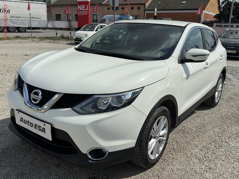 Nissan Qashqai (2015) 1.6dCi, ČR, STK11/27 - fotka 3 z 17