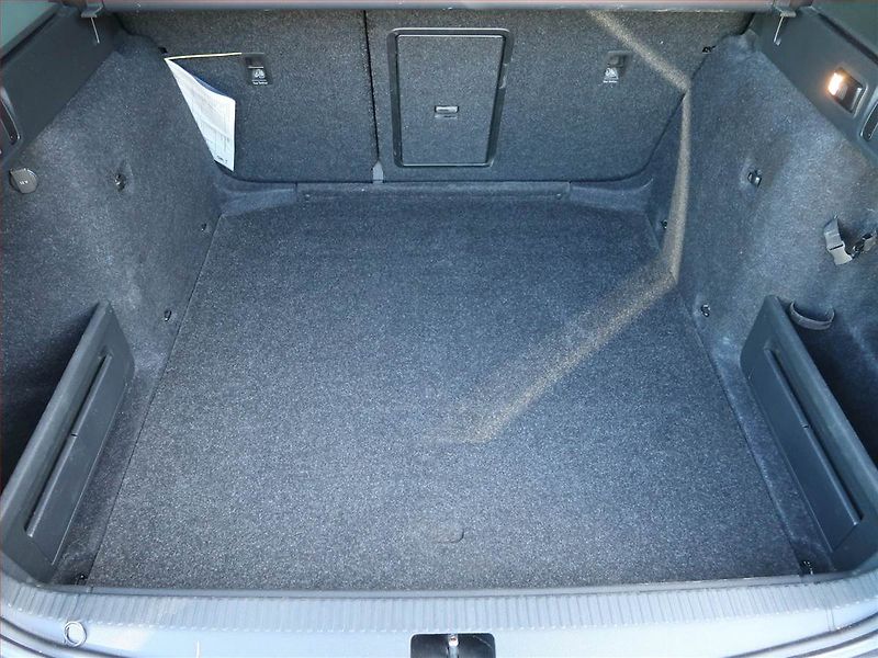Škoda Octavia (2018) 1.5 TSI, Navi, Tempomat - fotka 13 z 18
