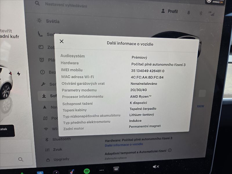 Tesla Model Y LR 4x4 Tažné z. SoH 93.4% 1.ma - fotka 16 z 21