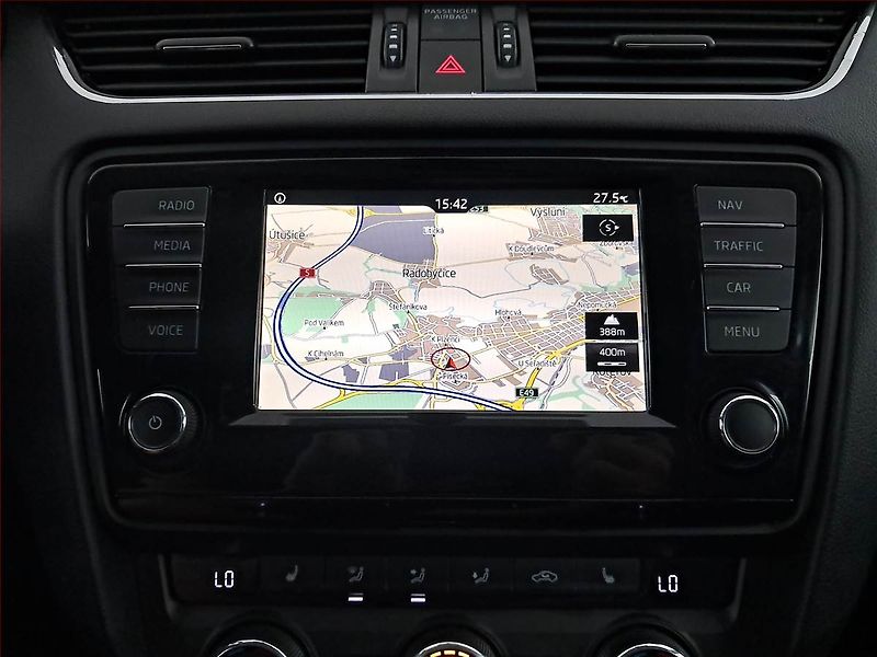 Škoda Octavia (2016) 2.0 TDI, Automat, Navi - fotka 13 z 20