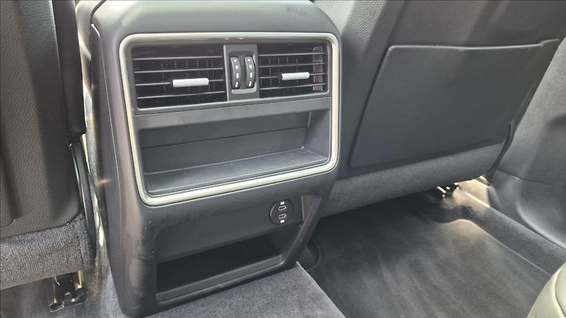 Porsche Cayenne 3,0 E-Hybrid 250Kw DPH coupe - fotka 23 z 29