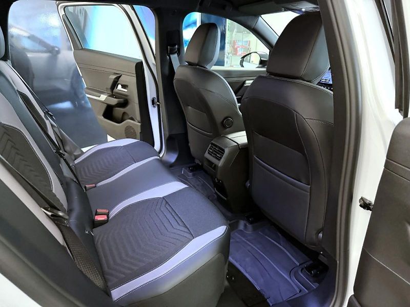 Jeep Compass (2026) NEW e-Hybrid 145k eDCT6 Altitu - fotka 8 z 16