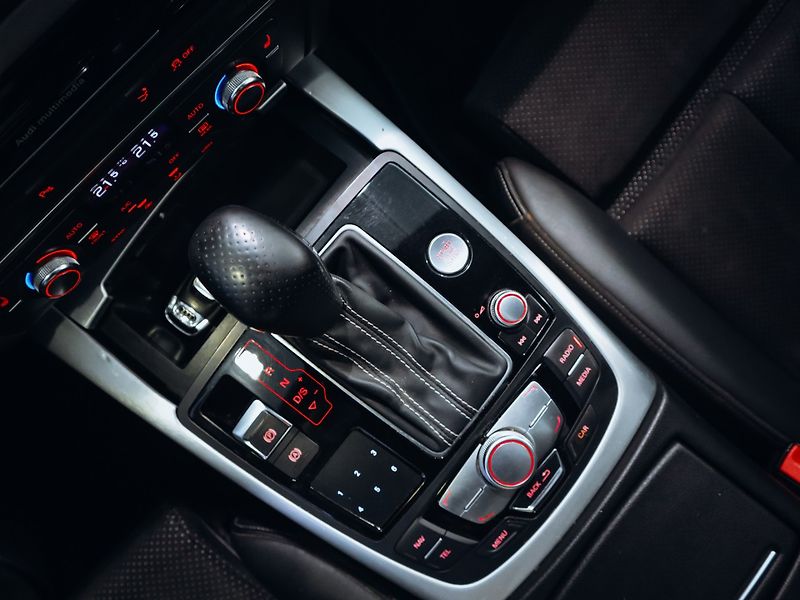 Audi A7 3.0TDI 200kW S-line ACC Vzduch - fotka 15 z 29