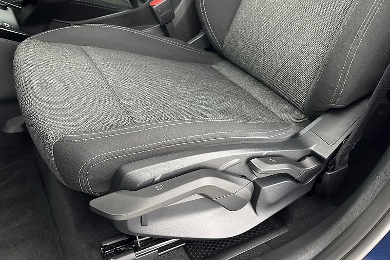 BMW X1 sDrive18d - fotka 7 z 21