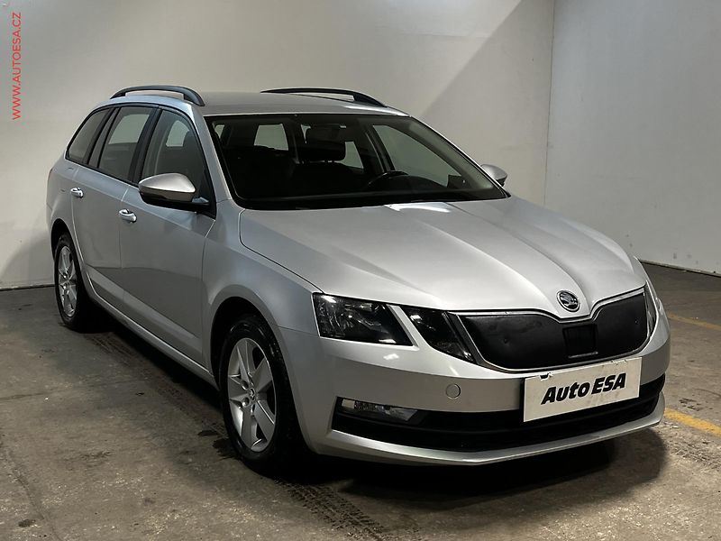 Škoda Octavia (2017) 1.6 TDi, ČR, AC, výhřev sed - fotografie inzerátu