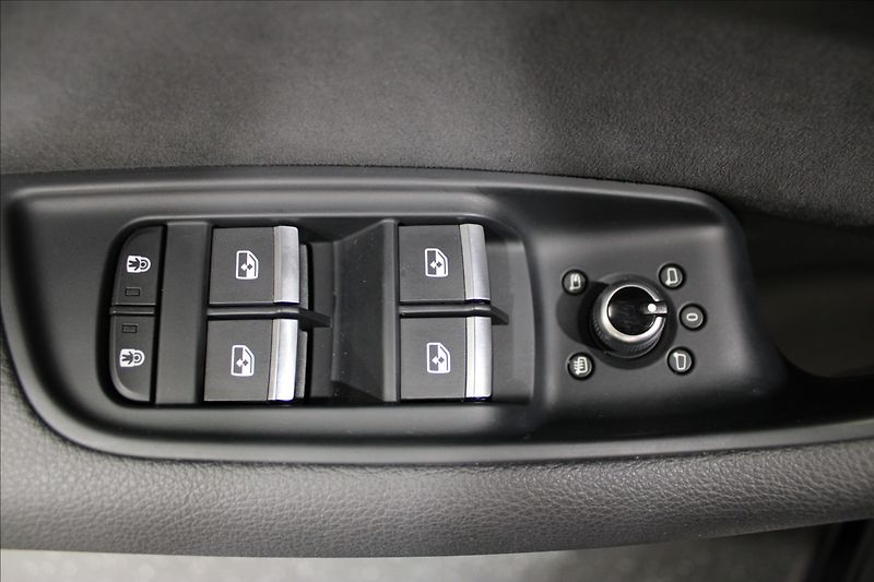 Audi Q7 3,0 TDI quattro S-Line - fotka 15 z 36