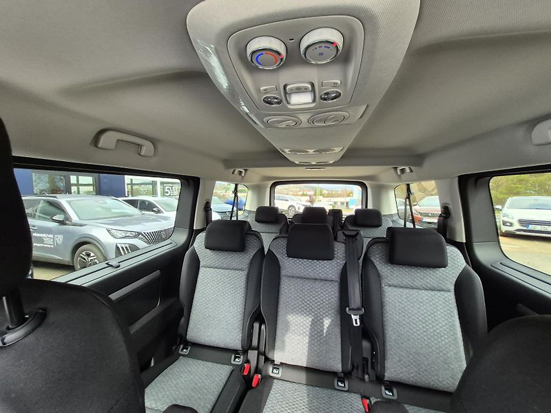 Peugeot Traveller (2026) Active L3 2.2 BlueHDi 150 MAN6 - fotka 23 z 24