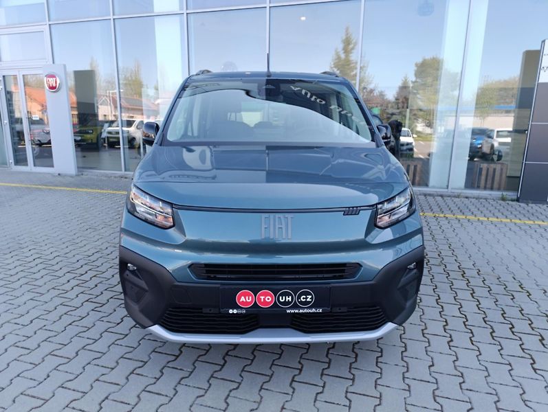 Fiat Dobló (2025) 1,5 BlueHDI 130k  Panorama Max - fotka 2 z 22
