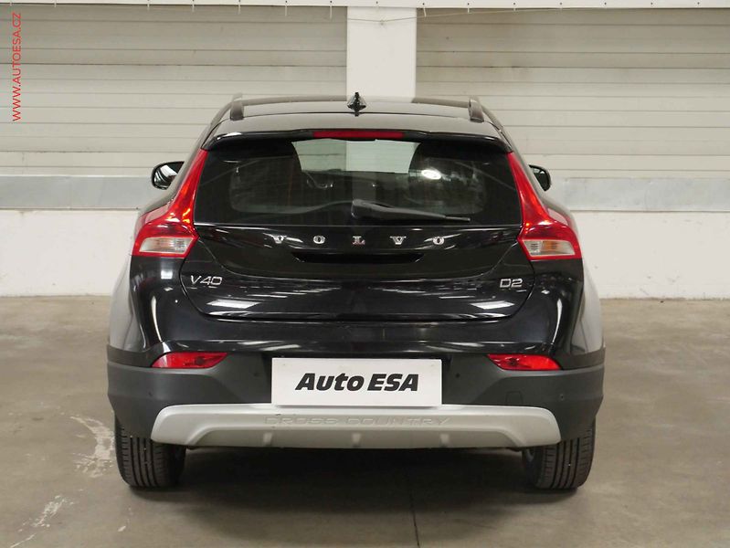 Volvo V40 (2014) 1.6 D2, servis.kniha - fotka 5 z 20