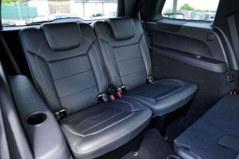 Mercedes-Benz GL 350d/4Matic/AMG/ČR/DPH - fotka 40 z 47