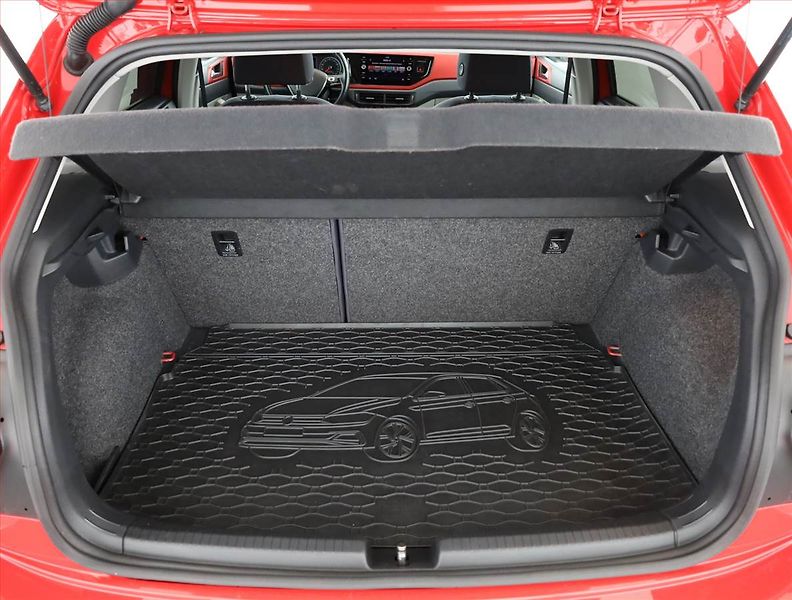 Volkswagen Polo (2018) Beats 1.0 TSI, Serv.kniha - fotka 16 z 17