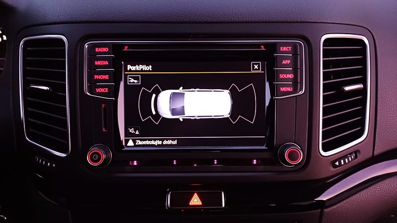 Volkswagen Sharan (2019) TDI 130kW 4Motion 7.míst-DPH - fotka 47 z 50