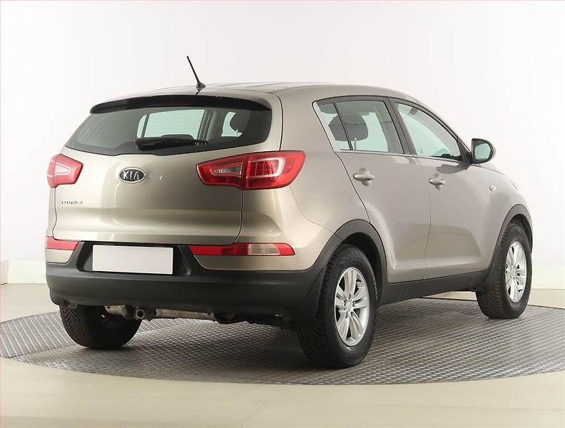 Kia Sportage (2011) 1.6 GDI - fotka 5 z 15