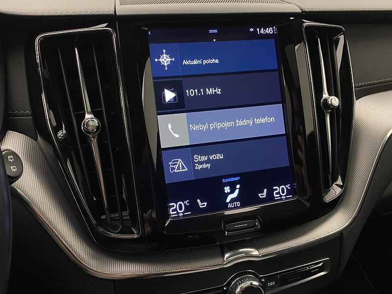 Volvo XC60 B6 AWD R-DESIGN AUT  - fotka 8 z 52