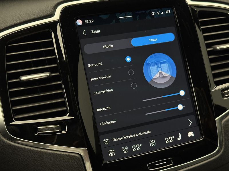Volvo XC90 B5 AWD ULTIMATE AUT  - fotka 49 z 57