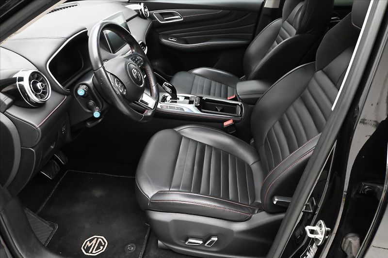 MG EHS 1,5 TGI 190 kW Luxury Záruka a - fotka 13 z 32