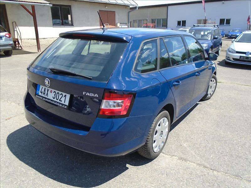 Škoda Fabia 1,0 - fotka 4 z 25